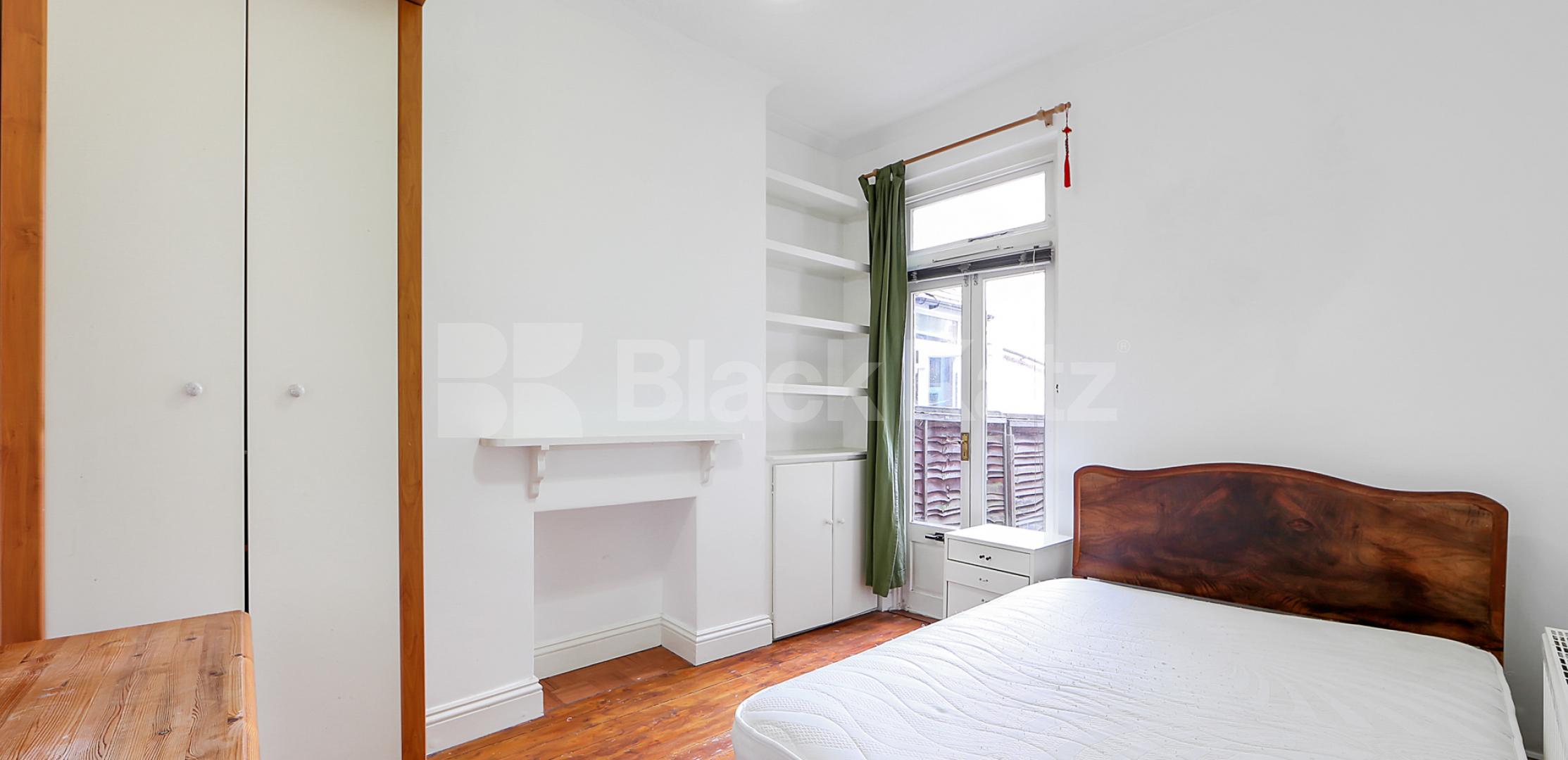 			LET , 5 Bedroom, 1 bath, 1 reception House			 Trundleys Road , Surrey Quays